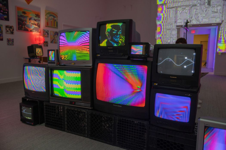 What is a CRT? The Best Technical Guide in 2026